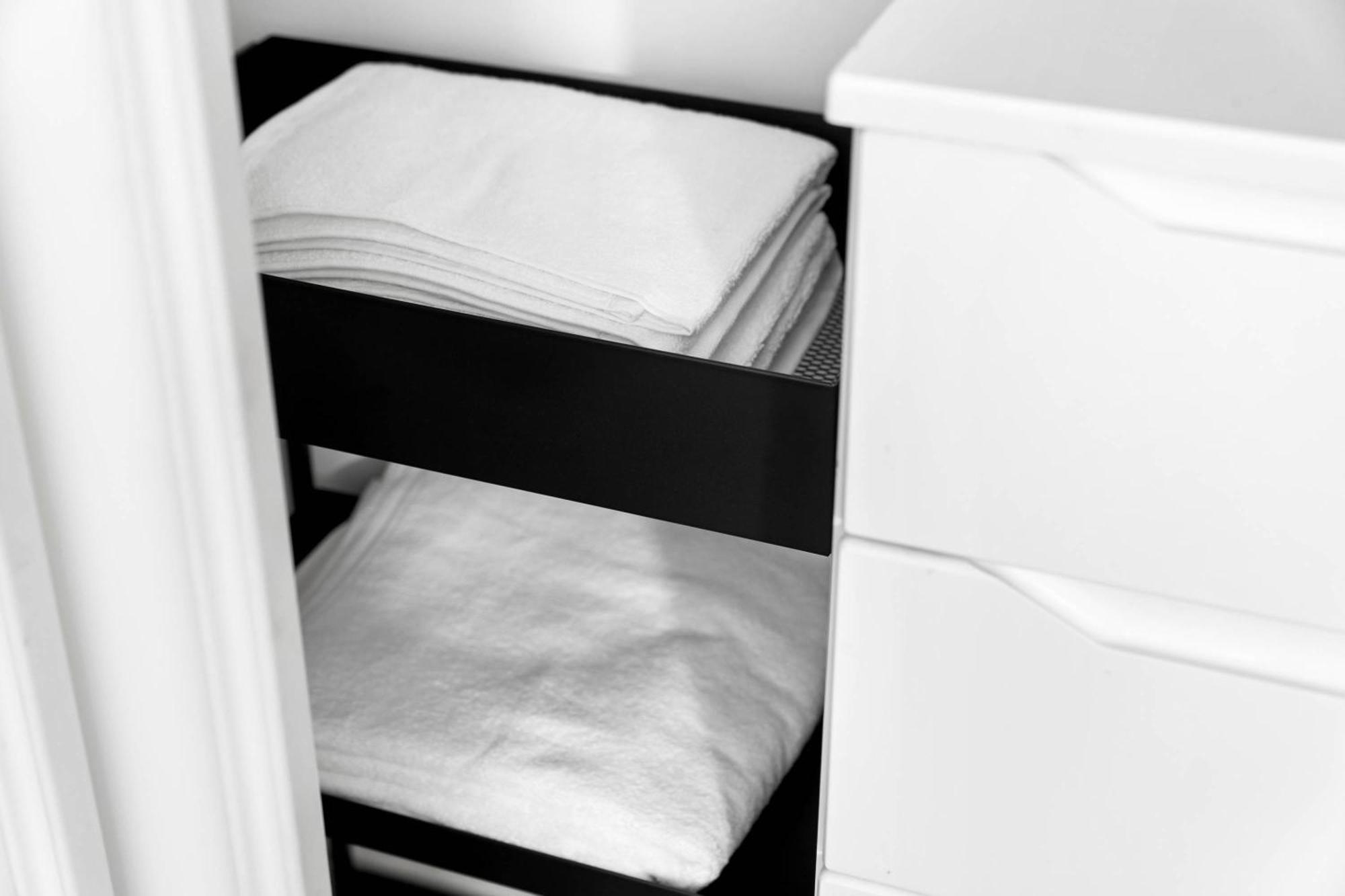 New Styled Beautifully One Bed Sleeps Up To 4 People